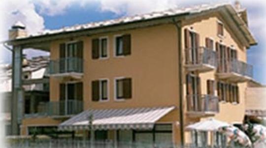Hotel Scandola Bosco Chiesanuova Εξωτερικό φωτογραφία