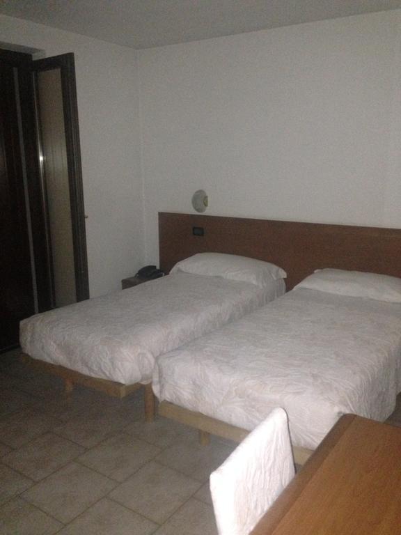 Hotel Scandola Bosco Chiesanuova Εξωτερικό φωτογραφία