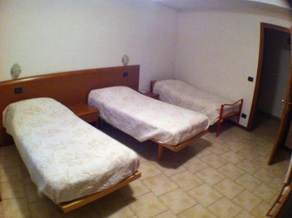 Hotel Scandola Bosco Chiesanuova Δωμάτιο φωτογραφία